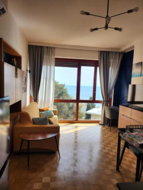 Oli apartment with panoramic sea view San Remo